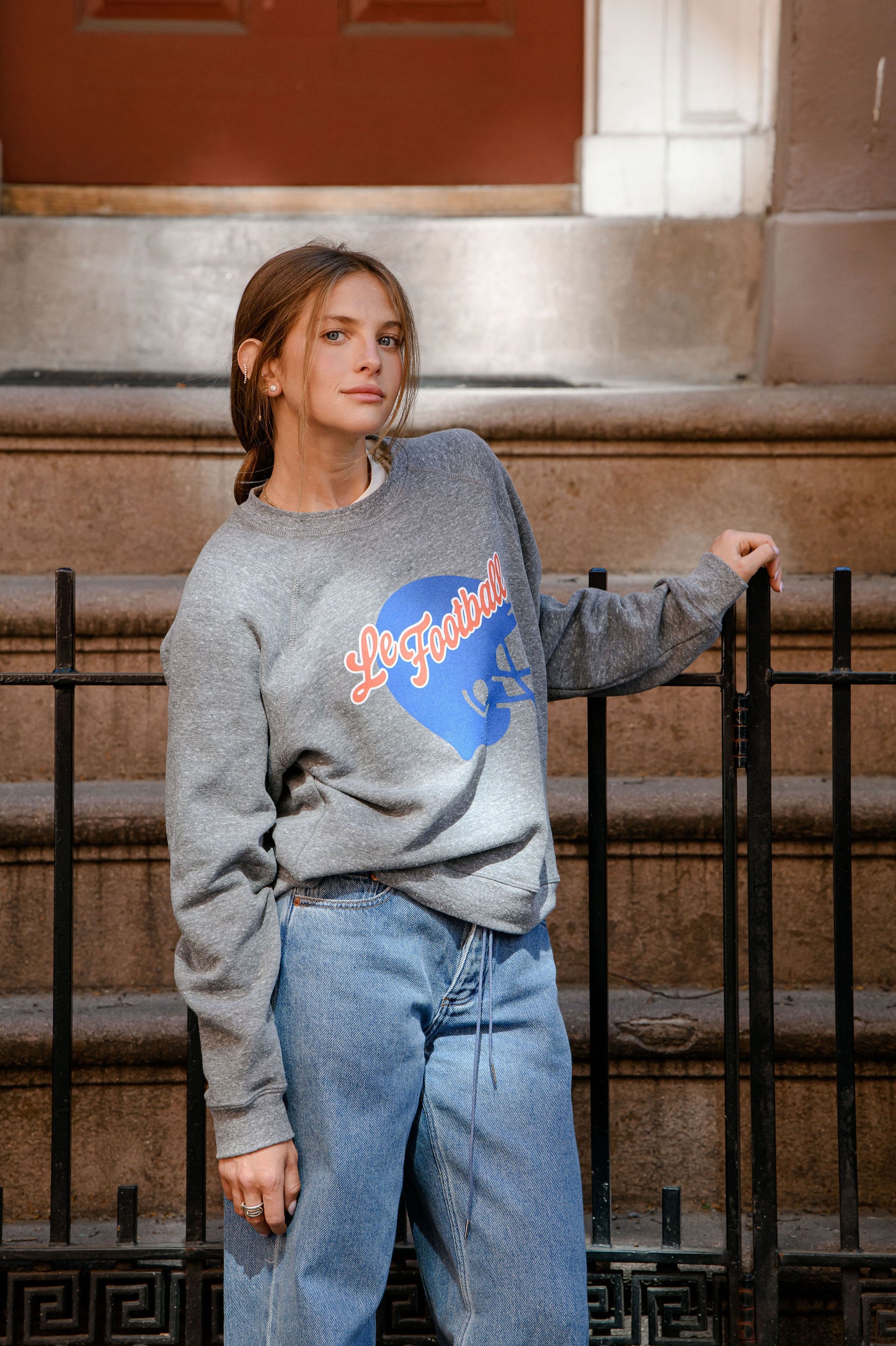 Le Football - Raglan Crew